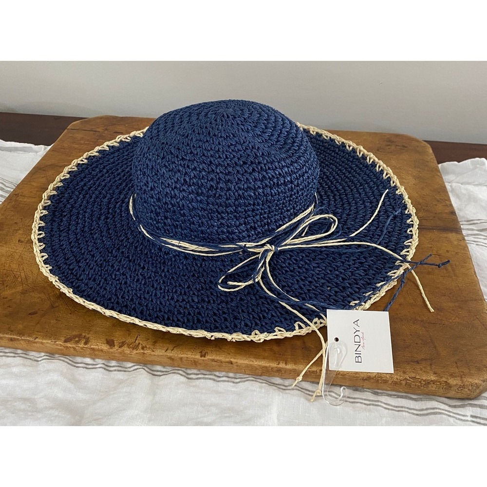 Bindya New York Navy Blue Woven Straw Floppy Sun Hat Cream Trim NWT Packable